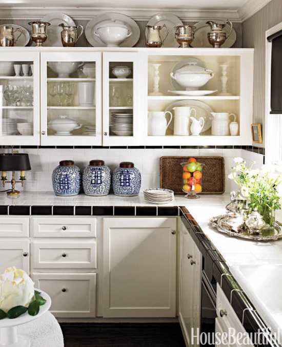 Bí kíp” tận dụng không gian nóc tủ để trang hoàng không gian bếp ...